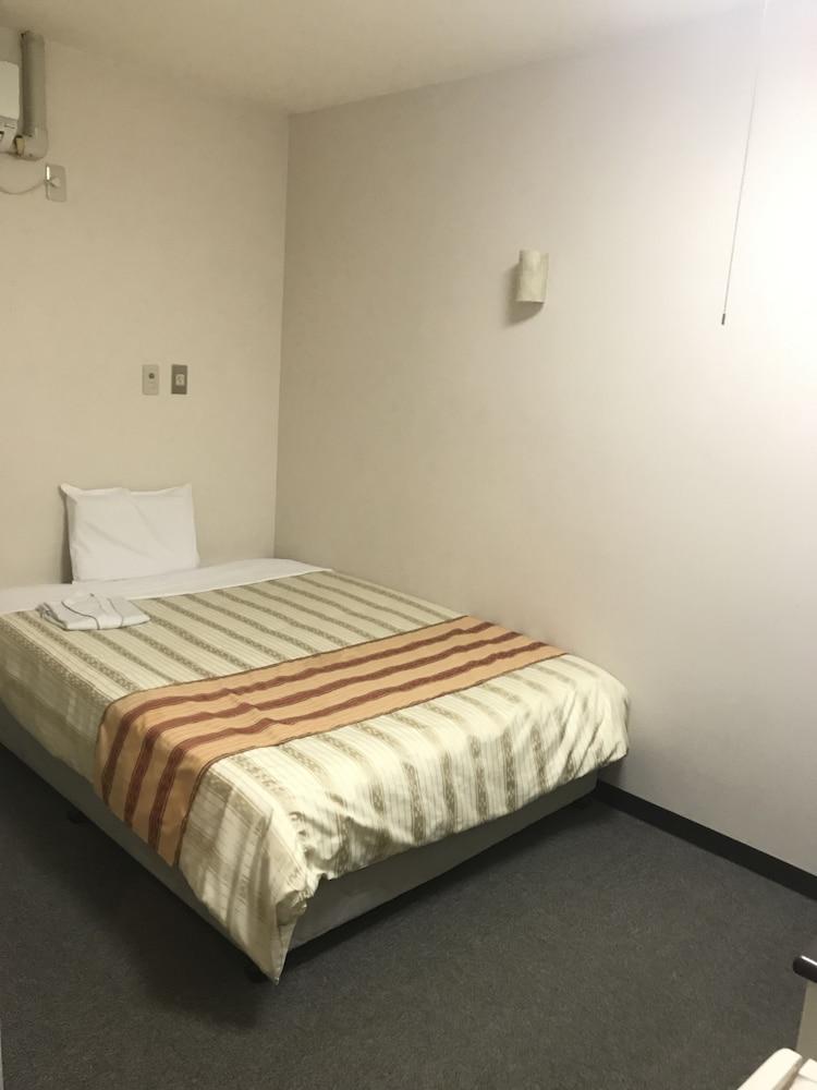 和平之地酒店 那霸 外观 照片